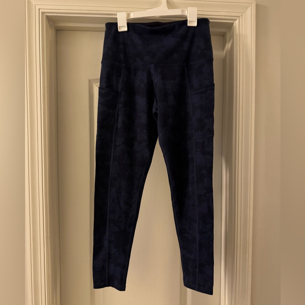Navy Camouflage Leggings
